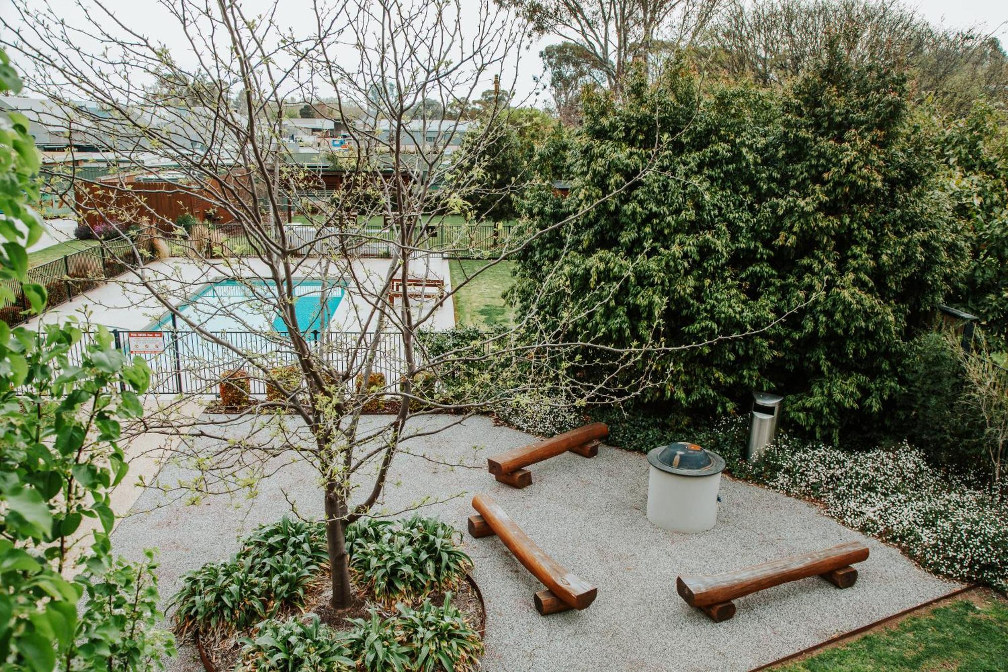 Nagambie Waterfront Motel Bagian luar foto