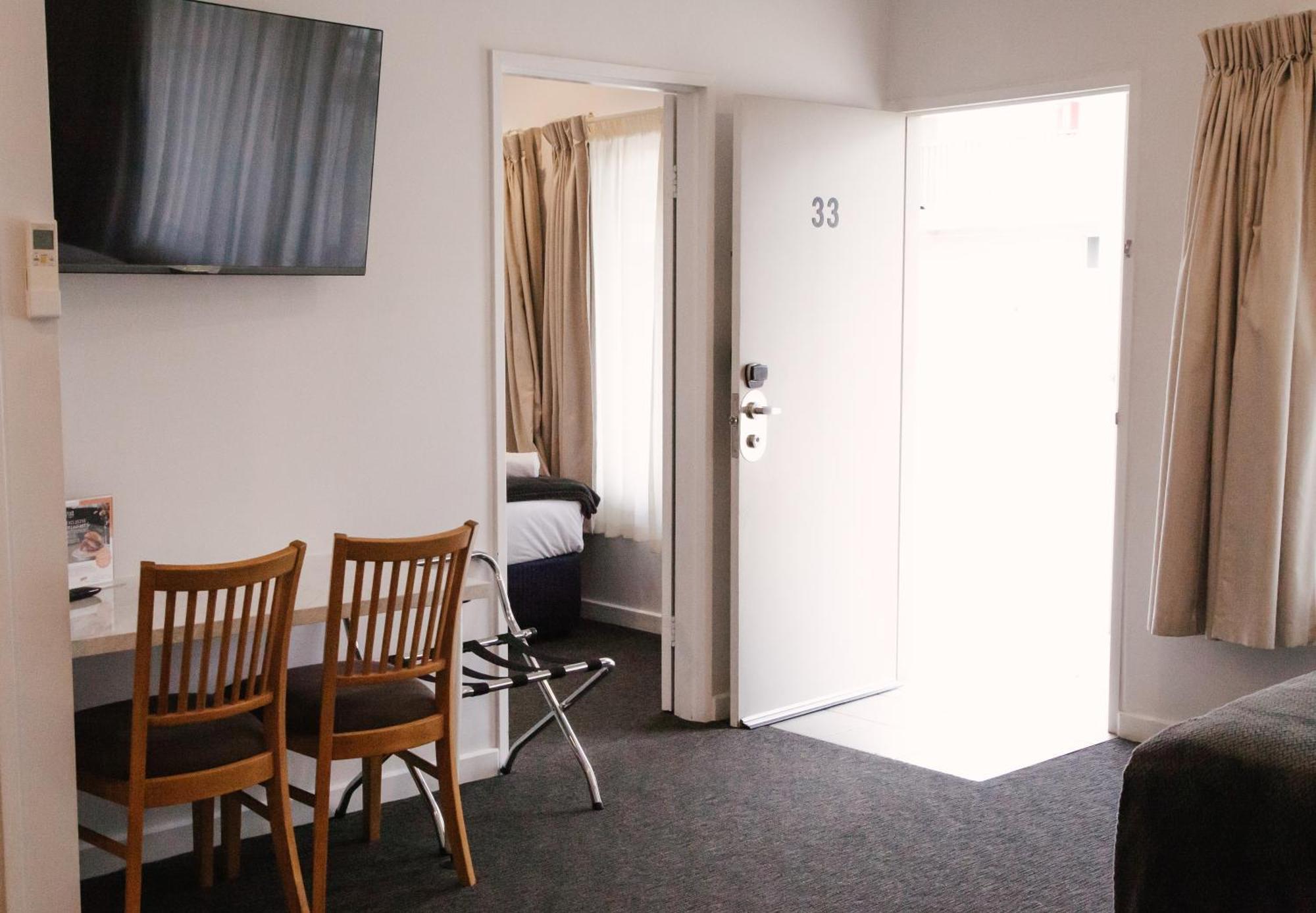 Nagambie Waterfront Motel Bagian luar foto